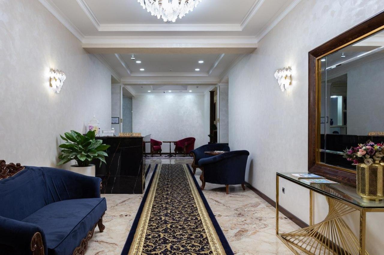 Palace Hotel Tashkent Exterior photo